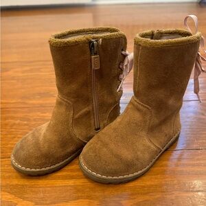 Uggs pink tie ribbon boots, size 8